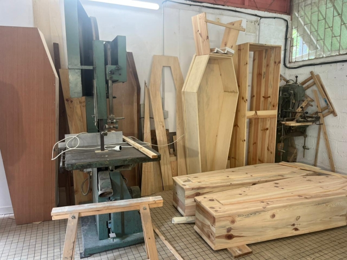  EPIS fabrication cercueil
