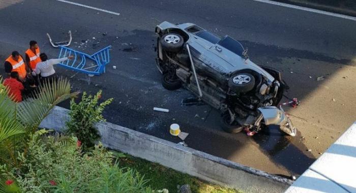     ACCIDENTS : Une voiture tombe du pont de Châteauboeuf, une autre finie dans la rivière

