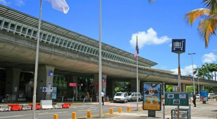     Aéroport Pole Caraibes : la barre des 2 millions de passagers franchie

