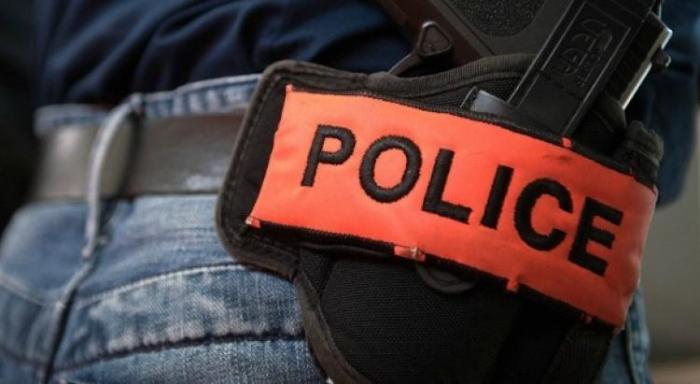     Arrêtés pour avoir foncé sur des policiers avec une motocross aux Terres Sainvilles

