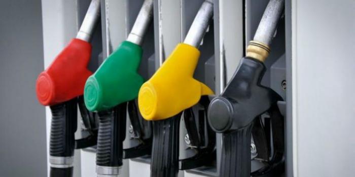     Carburants : après une forte hausse en juin, légère baisse en juillet 

