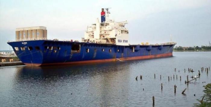     Cargo El Faro : Des restes humains retrouvés dans une combinaison de survie

