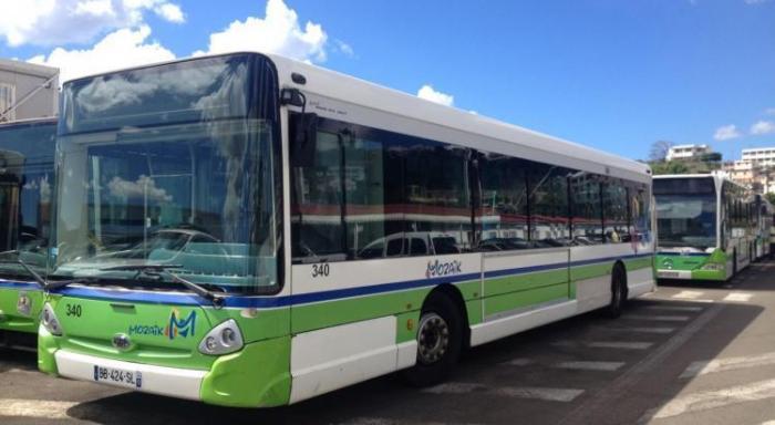     CFTU : nouvelle journée sans bus pour des usagers excédés par la situation

