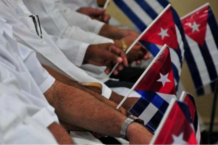     Des médecins cubains pour faire face au désert médical en Guadeloupe

