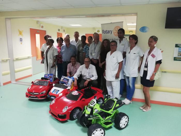     Des voiturettes électriques offertes à la MFME pour le bien-être des enfants hospitalisés

