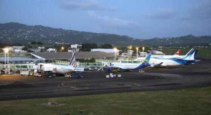     Deux nouveaux parkings bientôt disponibles sur le tarmac de l'aéroport Aimé Césaire

