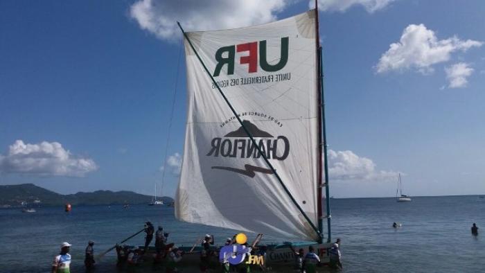     Deuxième victoire pour la yole UFR/Chanflor aux Anses-d'Arlet

