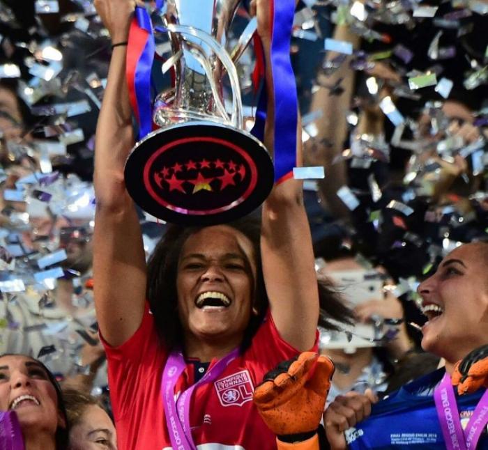     Et de trois pour les filles de l'Olympique Lyonnais vainqueur de la ligue des champions féminine 2016

