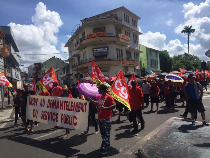     Fonctionnaires : grève nationale, mobilisation locale

