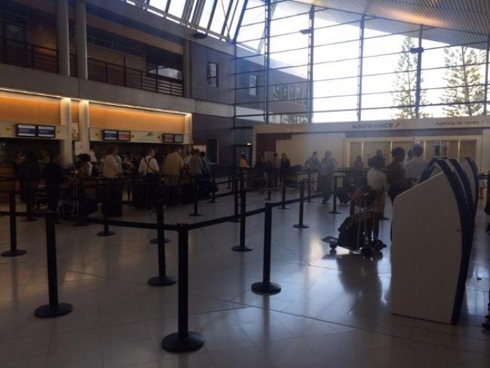     Grave malaise d'un passager :"on ne pouvait pas se permettre de continuer un vol pendant encore 7 h"


