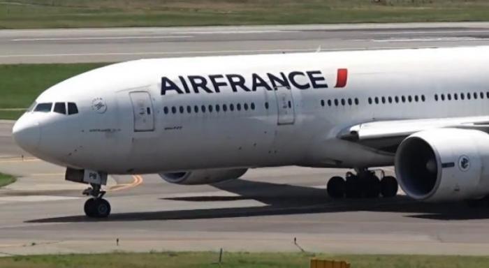     Grève Air France : un vol maintenu sur 2 en provenance de Paris

