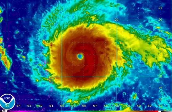     Irma : le nord de la Caraïbe en état d'alerte

