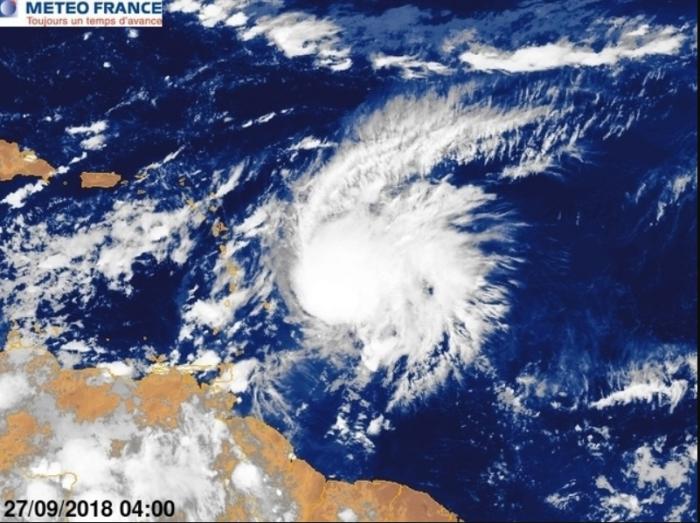     KIRK se rapproche des Petites Antilles, vigilance orange cyclone en cours

