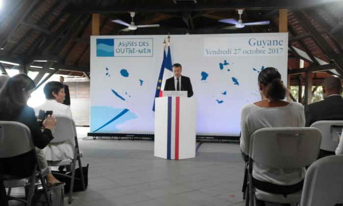     "L'Etat reste engagé sur les accords de Guyane" déclare Emmanuel Macron

