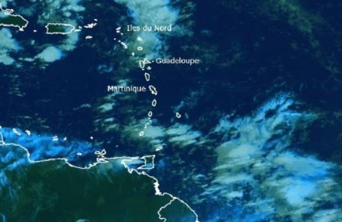     L'onde tropicale s'éloigne : retour au vert en Martinique

