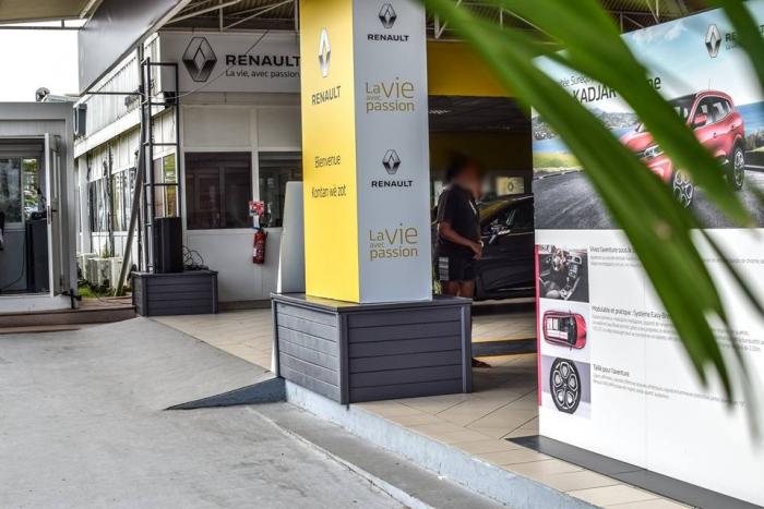     Le personnel du garage de Martinique Automobile en grève

