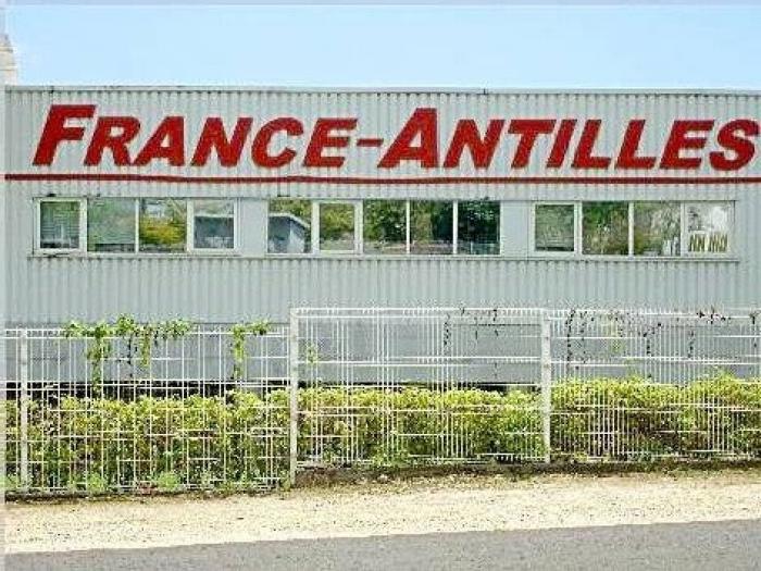     Le ras-le-bol des employés de France-Antilles

