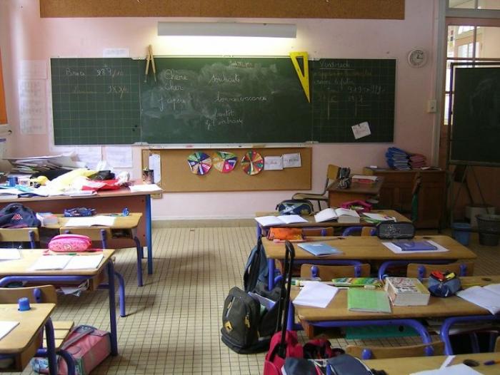     Plusieurs écoles vandalisées à Fort-de-France

