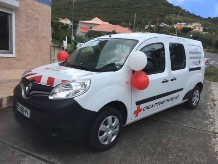     Saint-Martin : la Croix-Rouge bénéficie d'un nouveau "Bus Santé"

