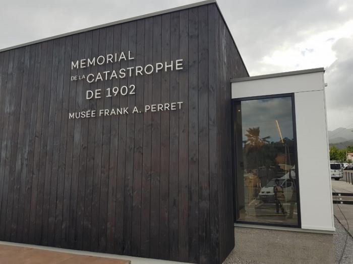     Saint-Pierre: Inauguration du Mémorial de la Catastrophe de 1902-Musée Frank A. Perret 

