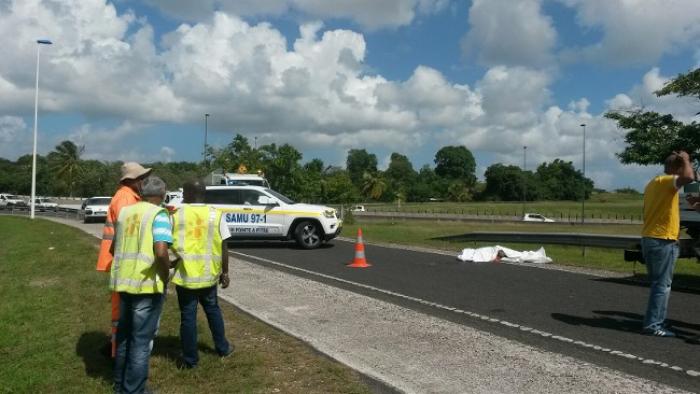     Un employé de Routes de Guadeloupe meurt tragiquement sur un chantier 

