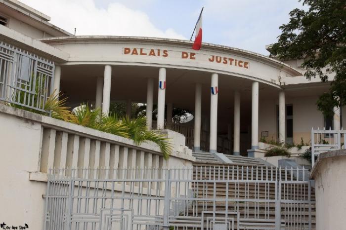     Un père accusé d'inceste s'est désisté à la cour d'assises de Basse-Terre

