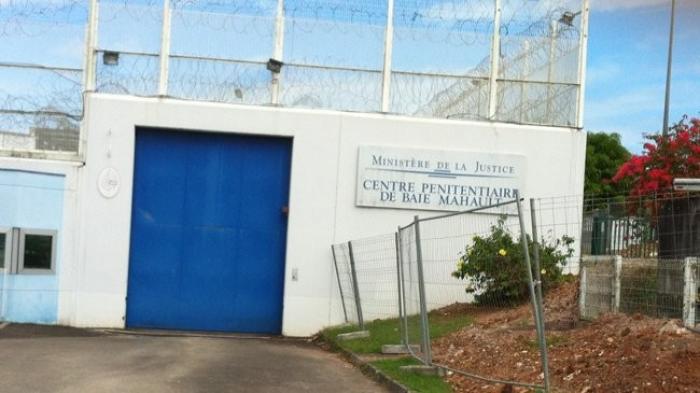     Une dizaine de détenus quitteront le centre pénitentiaire de Baie-Mahault

