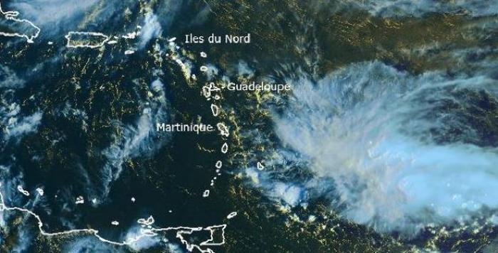     Une onde tropicale active approche : la Martinique en jaune

