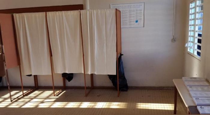     Vote à Basse-Pointe : la participation à la mi-journée

