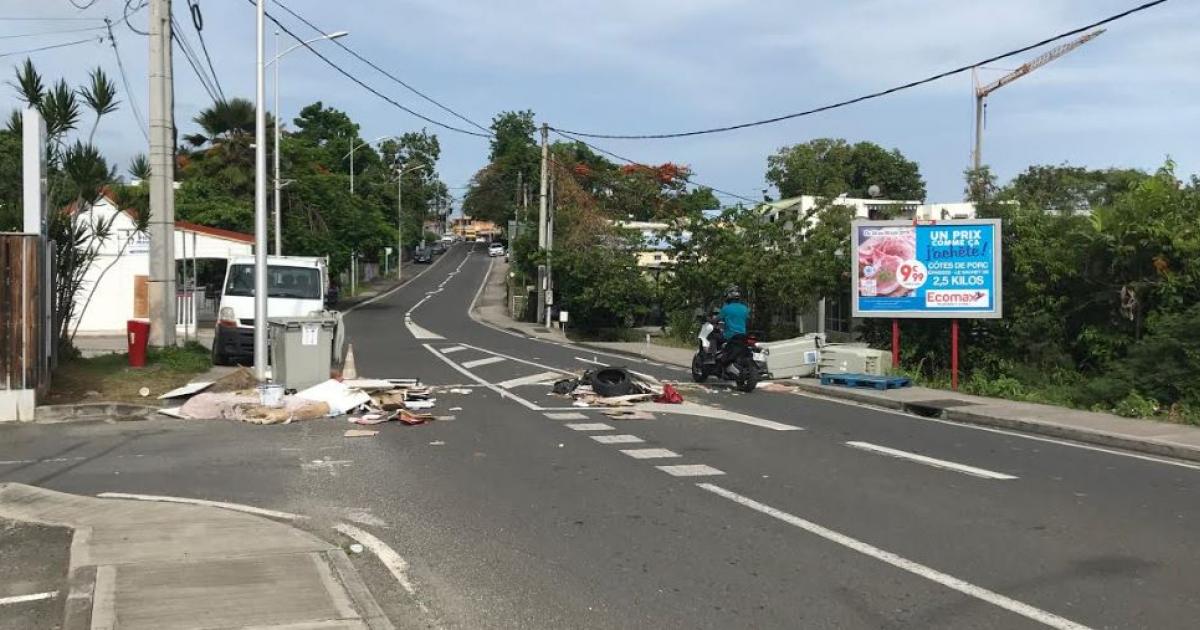     Le bourg du Gosier de nouveau libre à la circulation

