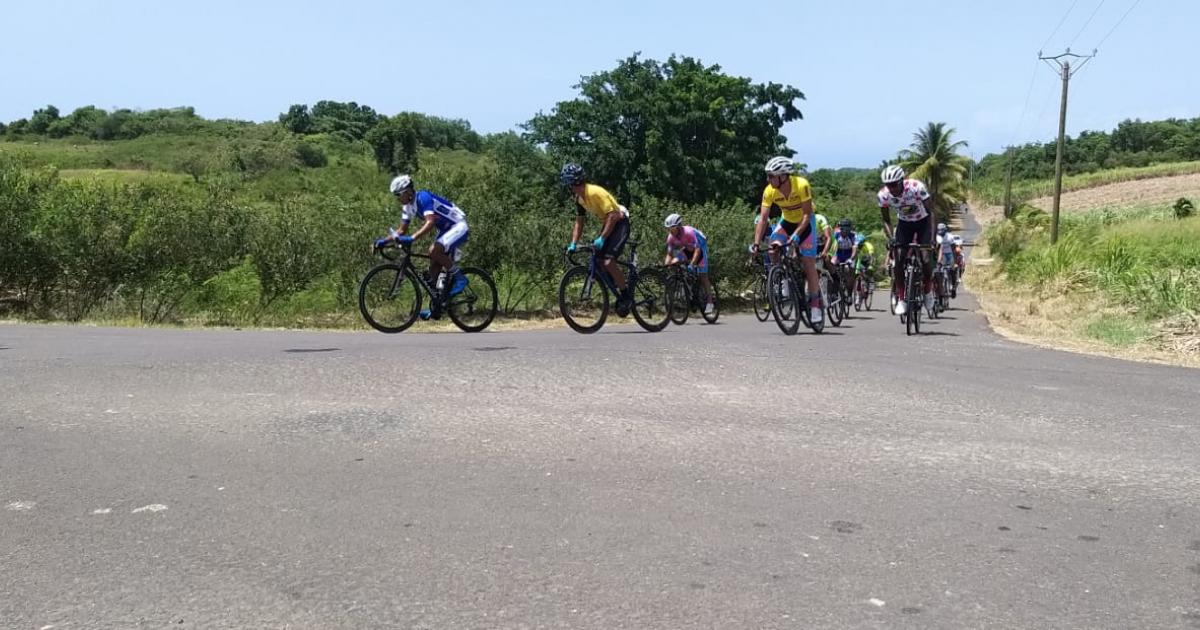     Tour de Marie-Galante : Fendley BOYEAU remporte la 2ème étape

