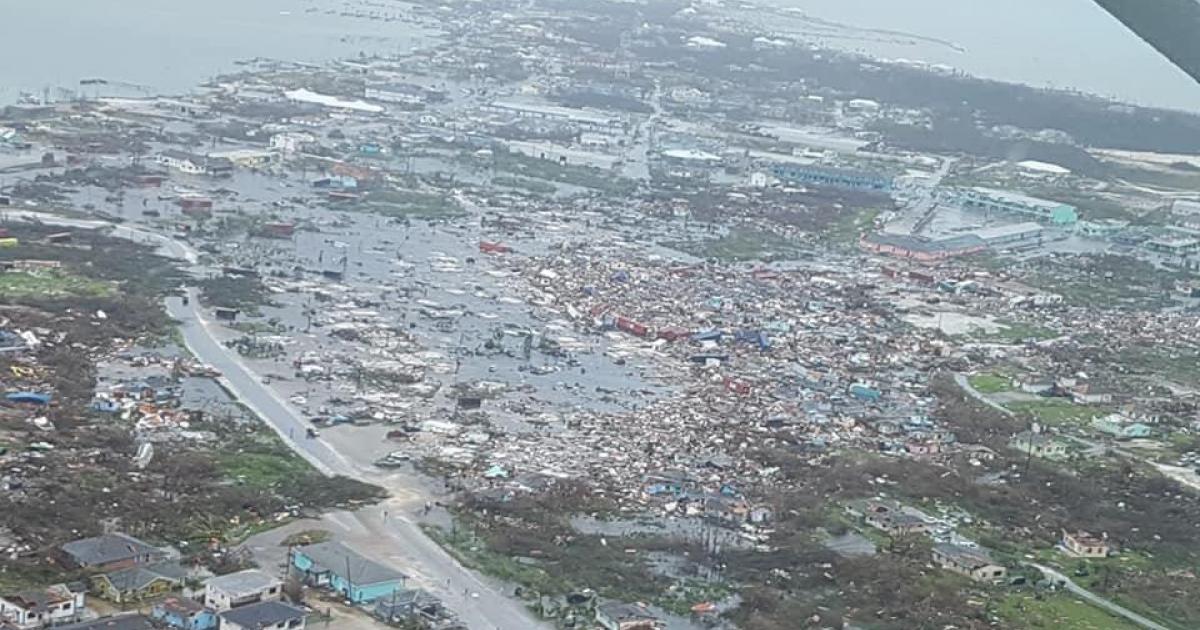     Après Dorian, les Bahamas en proie à une marée noire

