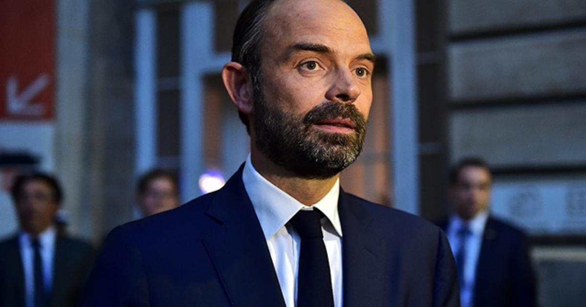     Edouard Philippe : le confinement prolongé de deux semaines 

