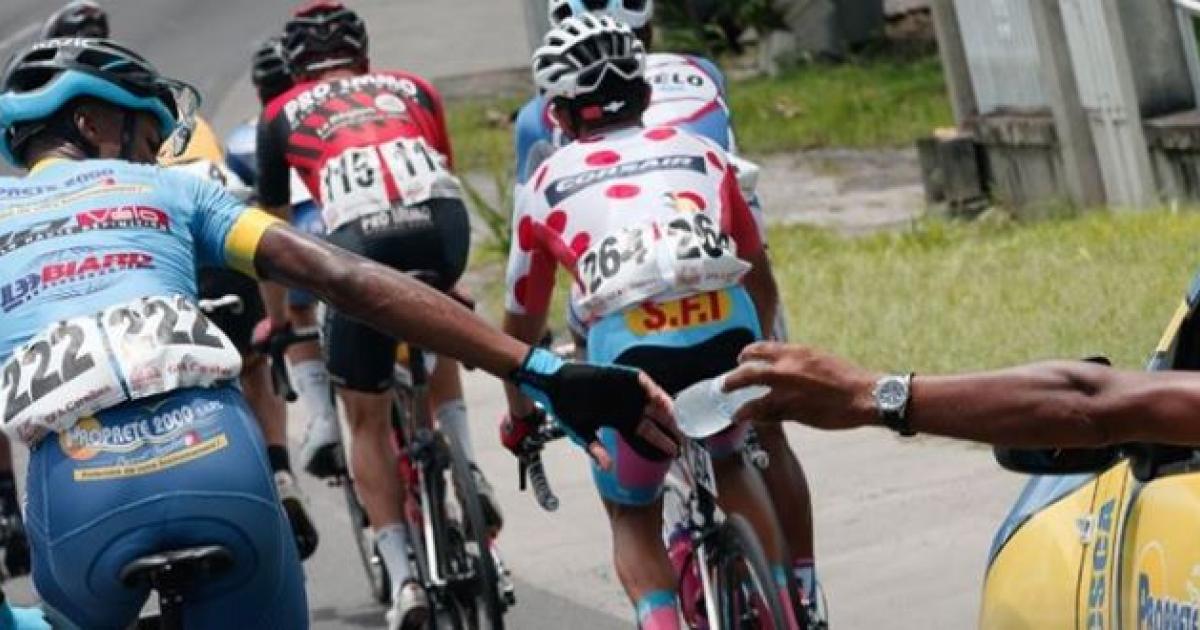     Quatre cyclistes martiniquais pourraient évoluer sous les couleurs d'un club guadeloupéen

