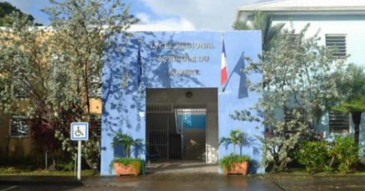     Le personnel du lycée professionnel agricole du Robert mobilisé

