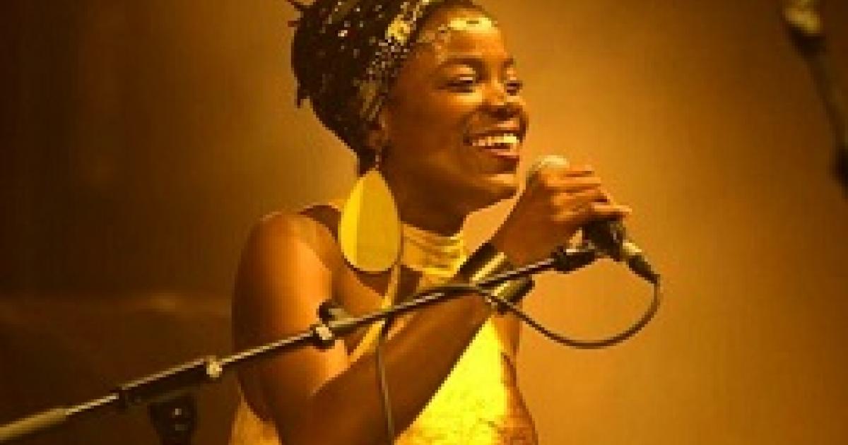     Bokanté: le groupe de la guadeloupéenne Malika Tirolien nommé aux Grammy Awards 

