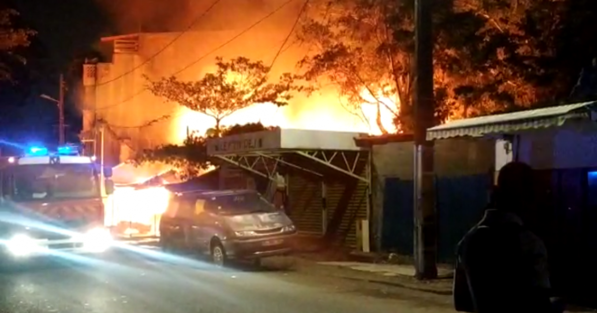     Un feu ravage quatre maisons à Pointe-à-Pitre 

