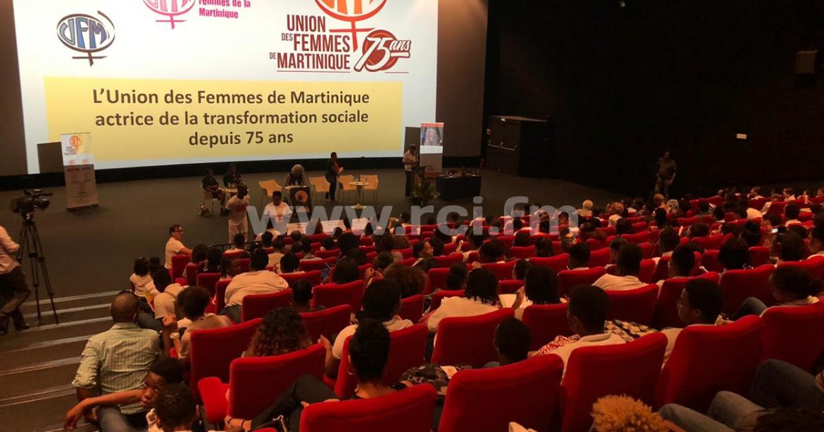     Angela Davis poursuit ses rencontres en Martinique

