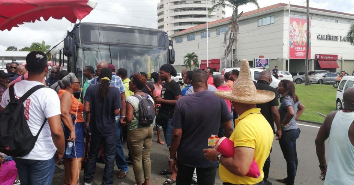     CFTU : un chauffeur interpellé pour délit d'entrave à la circulation

