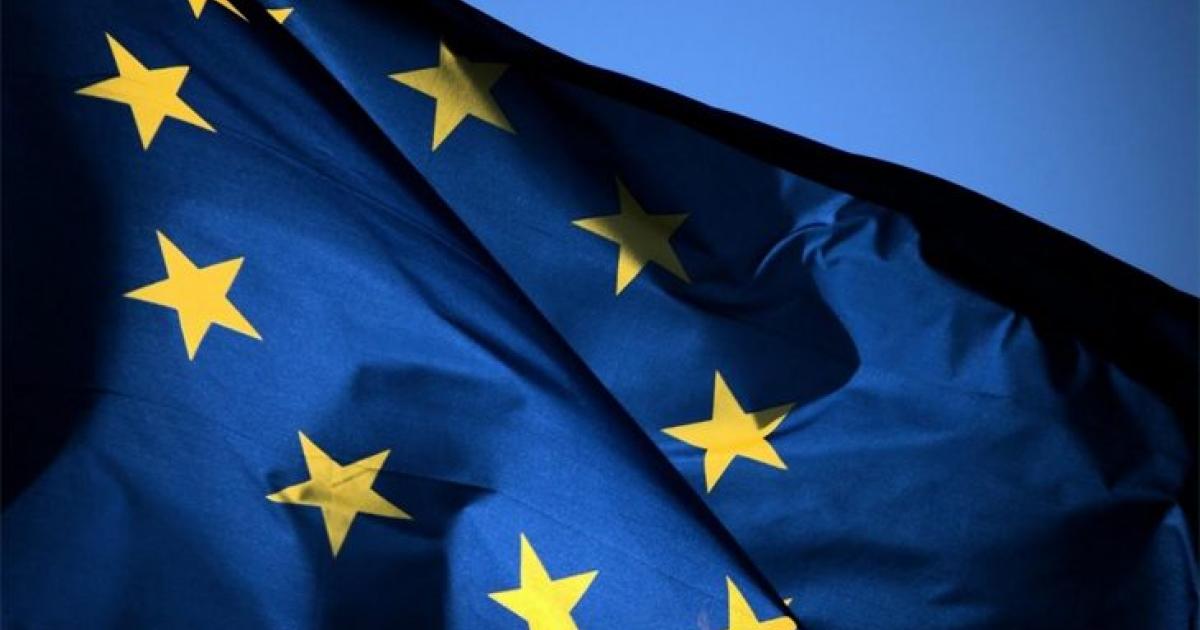     Fonds Européens : des progrès dans la gestion mais des inquiétudes pour l'avenir

