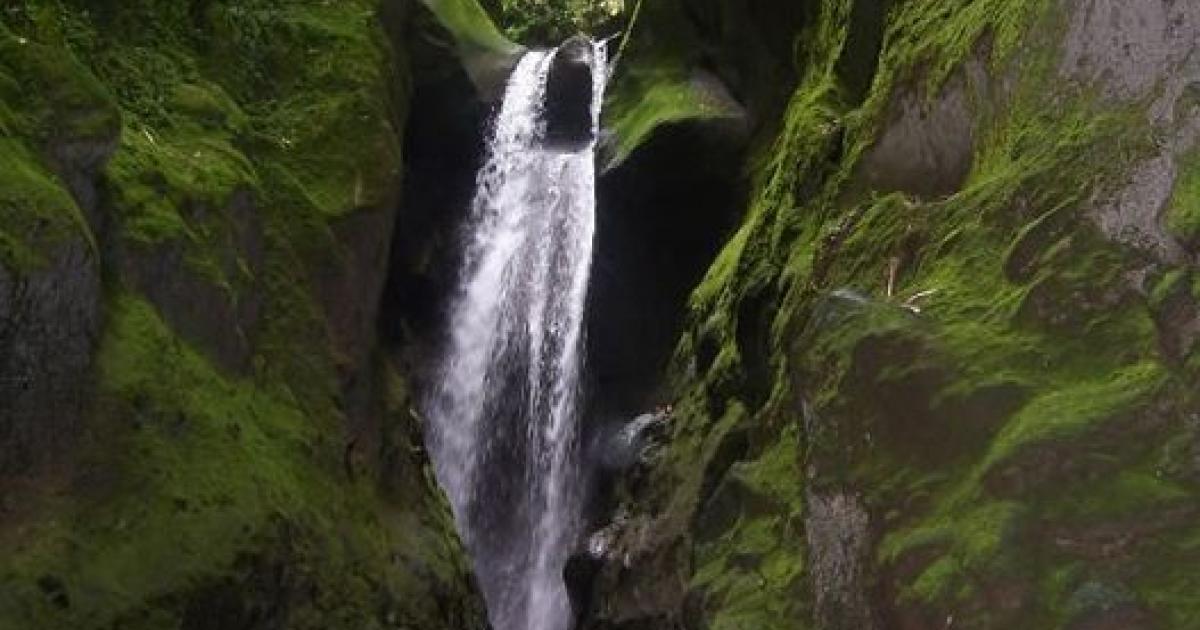     Un guide et une touriste décèdent aux Gorges de la Falaise

