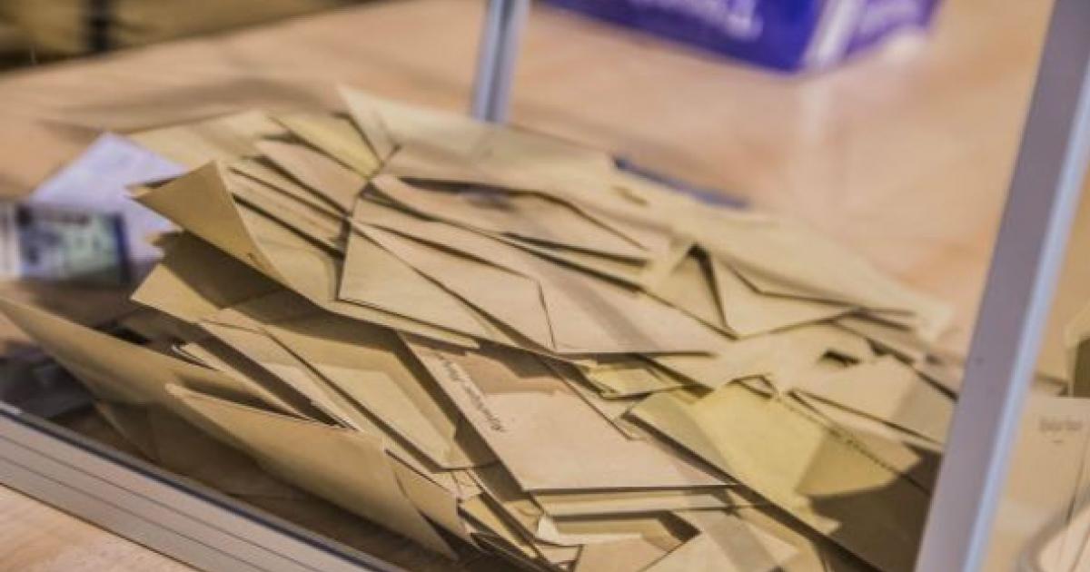     [Direct] Municipales 2026 : le débat des candidats de Sainte-Rose !

