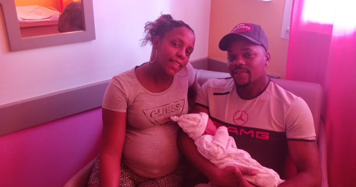     Kelly Anna, Louna et Seth sont les premiers bébés de l'année 2020 en Martinique

