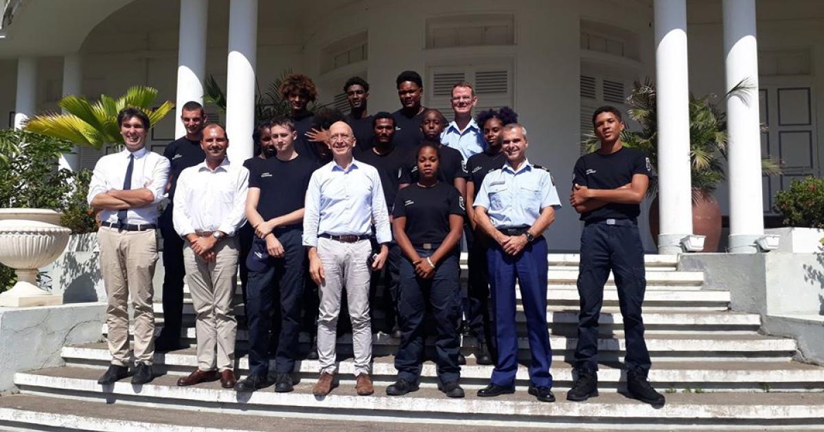     Les Cadets de la gendarmerie ont rencontré le Préfet de Région 

