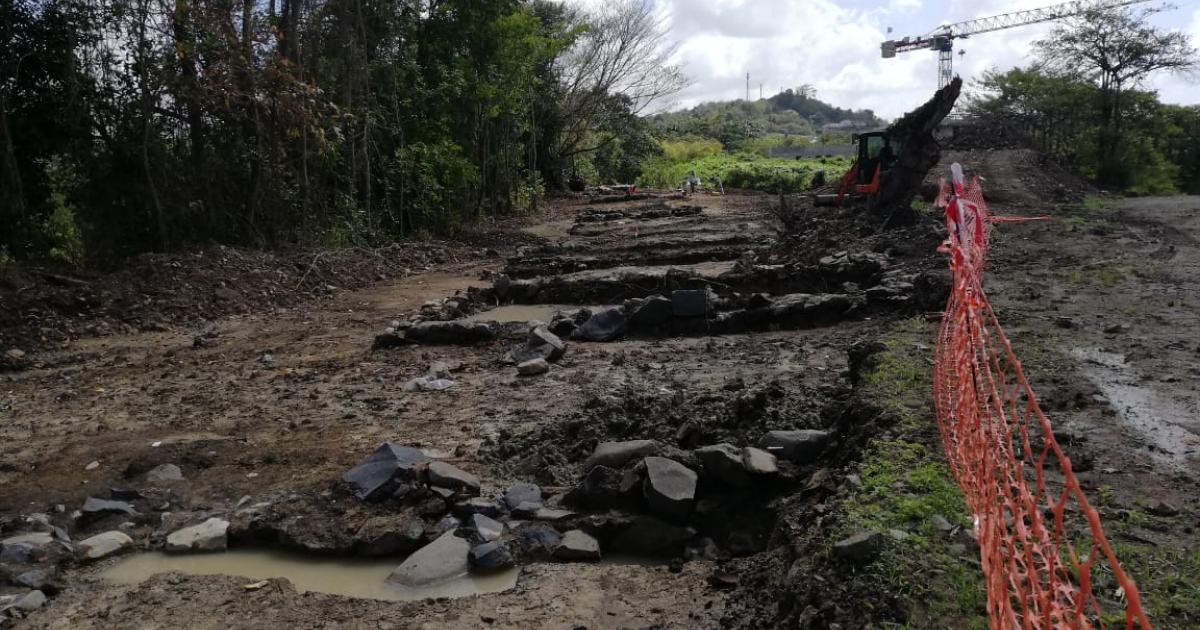     Le chantier du futur cinéma de Rivière-Salée voit se terminer des fouilles archéologiques

