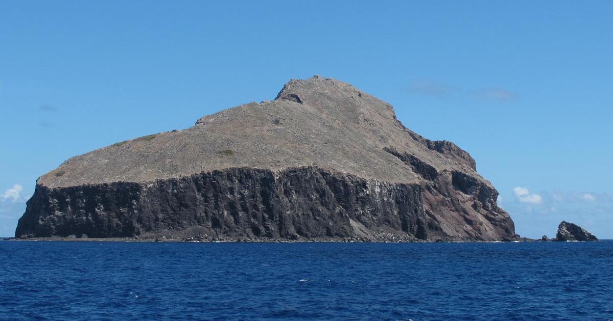     Redonda, la renaissance d'une île

