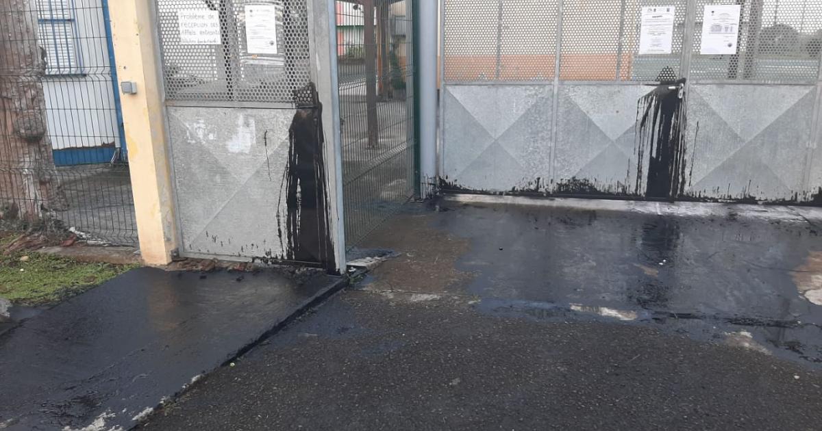     Une quinzaine d'établissements scolaires vandalisés en 3 mois

