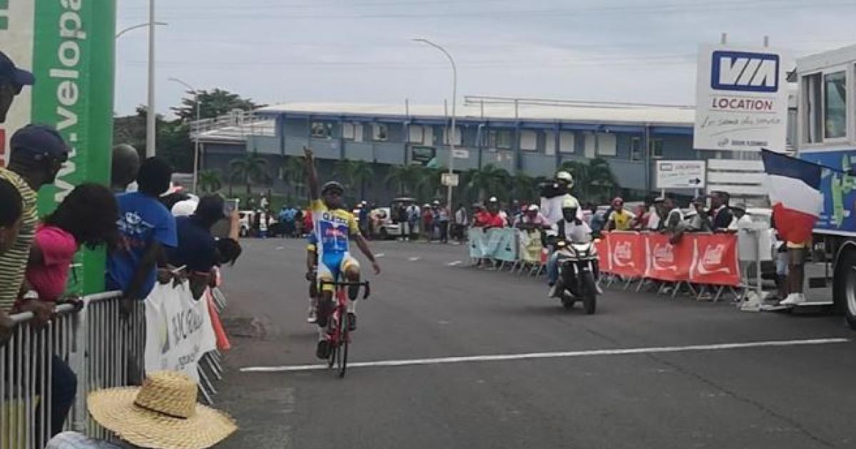     Cyclisme : Michaël Stanislas (JC 231) remporte le grand prix d'ouverture en Guadeloupe

