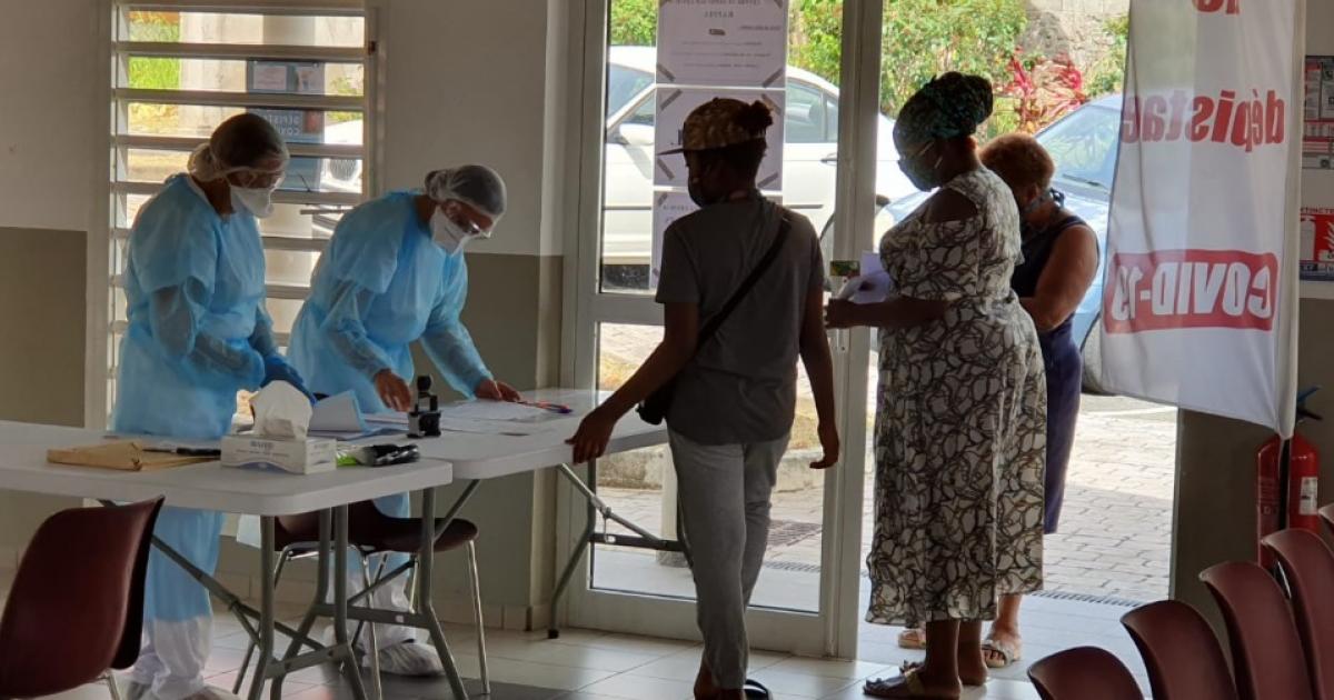     Un centre de dépistage au Carmel à Basse-Terre

