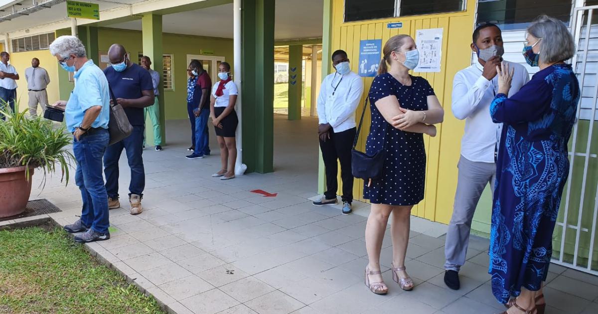     Ary Chalus en visite dans les lycées pour préparer septembre 

